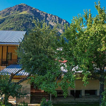 Givi Kakhiani'S Guesthouse Zhabeshi 외부 사진